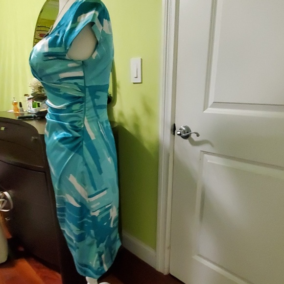 ❤London Times gorgeous dress❤ - Picture 3 of 7